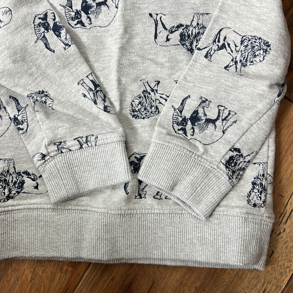 Carters Sweatshirt - Picture 5 of 6